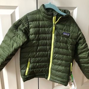 Patagonia 5t puffy coat